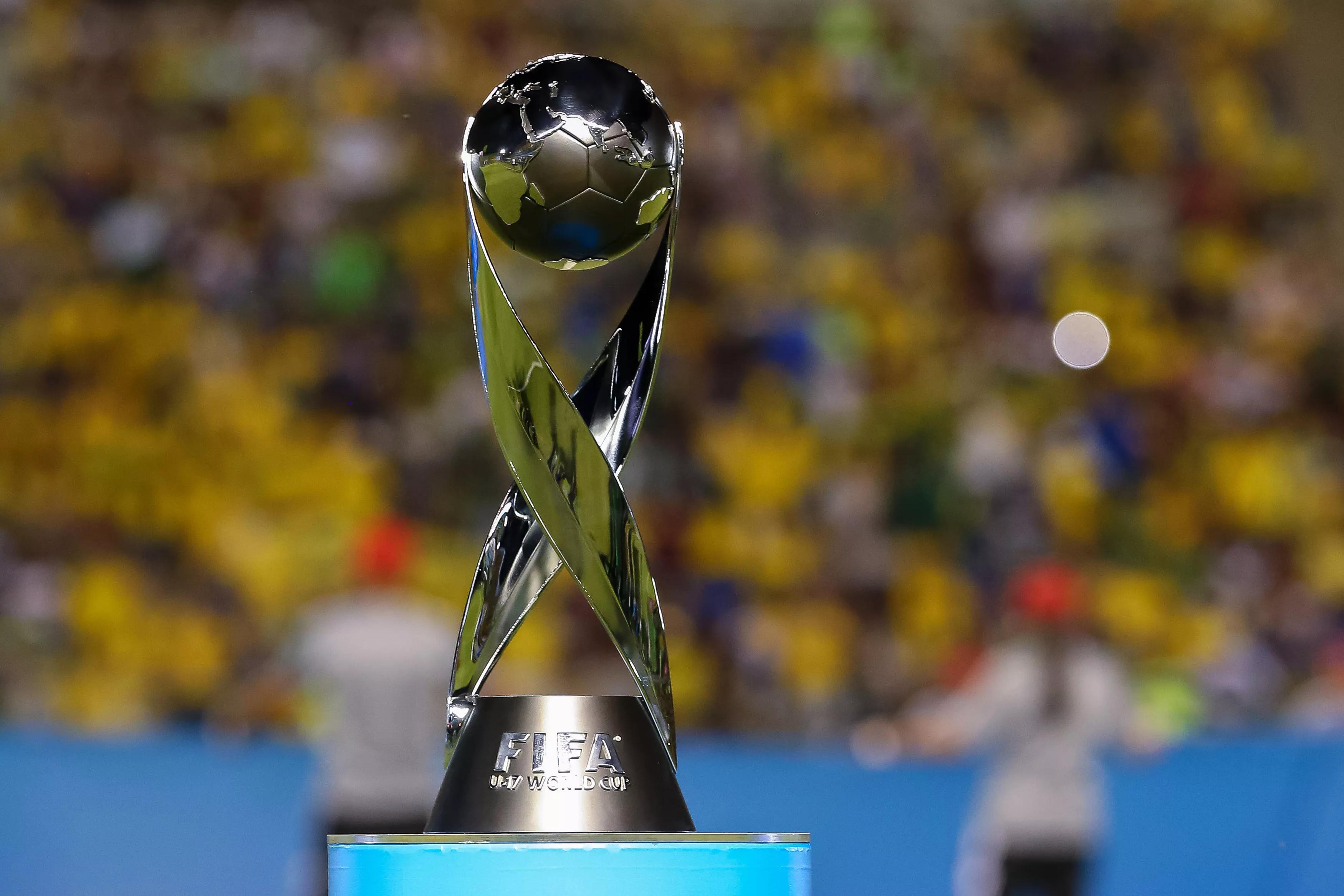 BRASILIA, BRAZIL - NOVEMBER 17: Detailed view of the World Cup Trophy during the Final of the FIFA U-17 World Cup Brazil 2019 between Mexico and Brazil at the Estadio Bezerrão on November 17, 2019 in Brasilia, Brazil. (Photo by Buda Mendes - FIFA/FIFA via Getty Images)